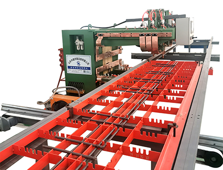 Fully automatic positioning mesh welding machine